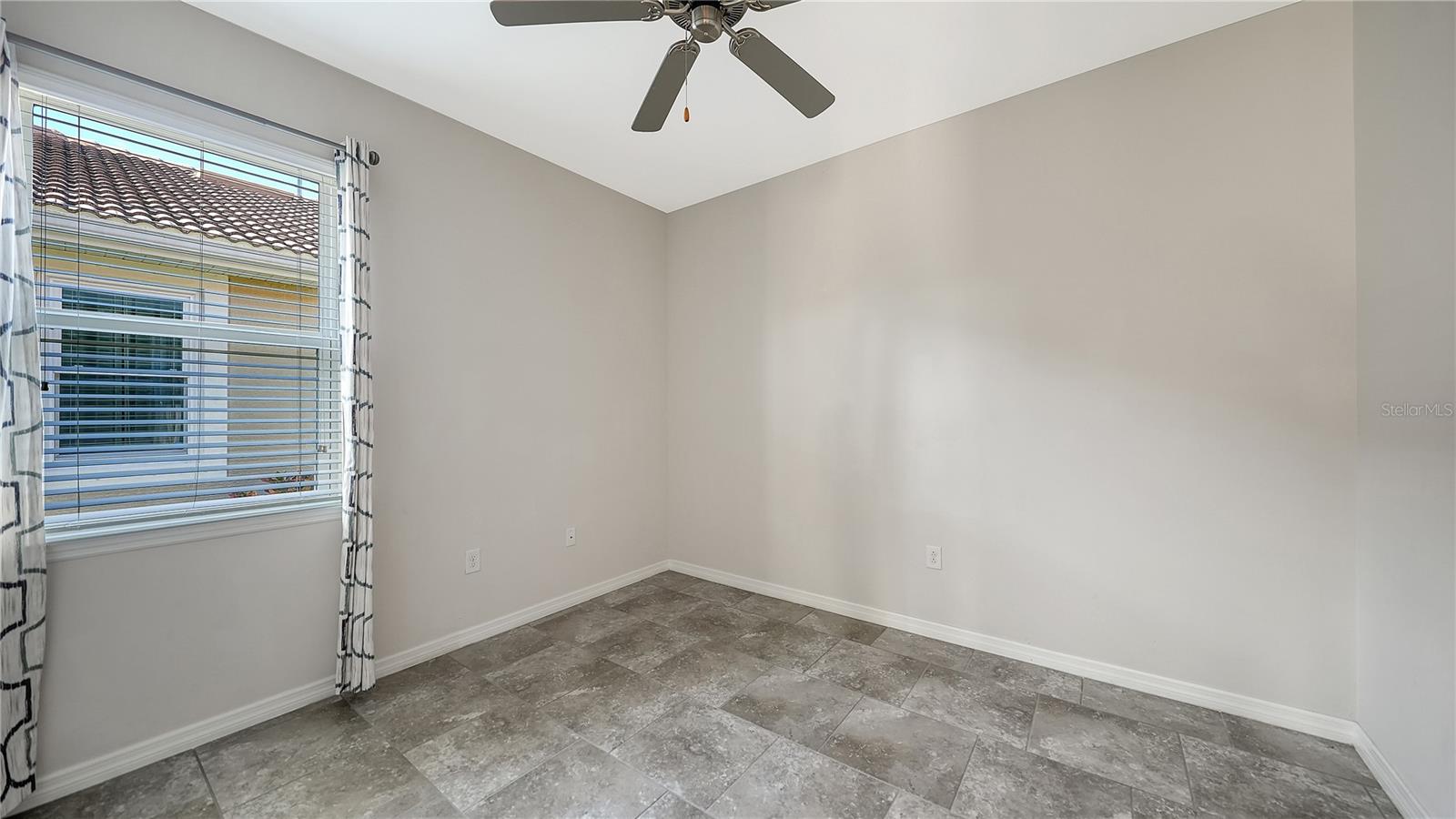 Image 29 of 62 For 11490 Blackfin Street