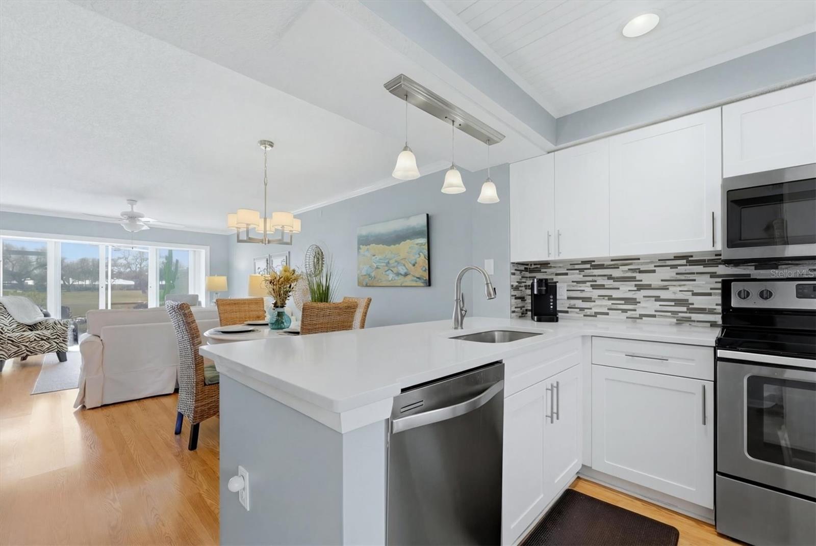 Image 13 of 55 For 813 Wexford Boulevard 813