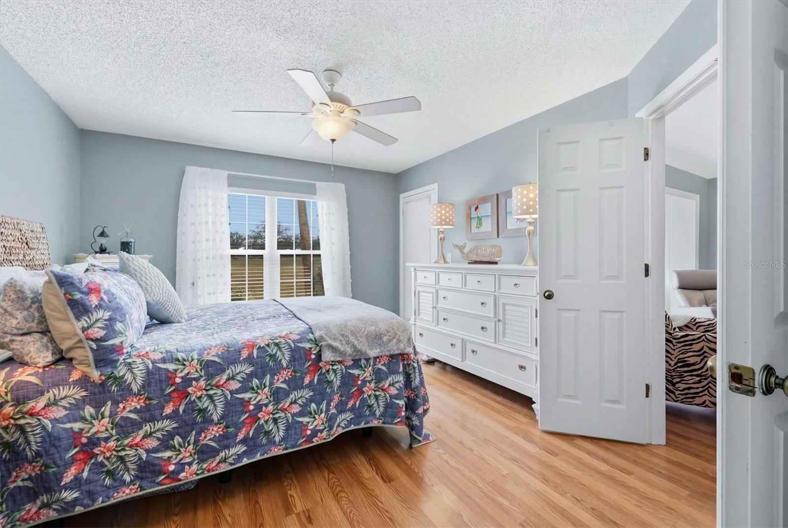 Image 16 of 55 For 813 Wexford Boulevard 813