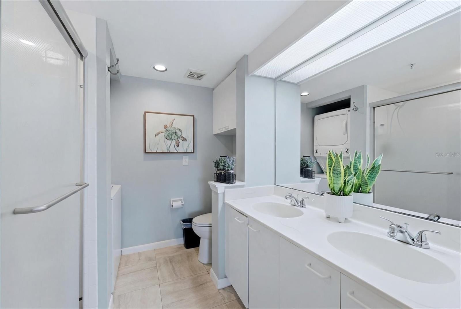 Image 18 of 55 For 813 Wexford Boulevard 813