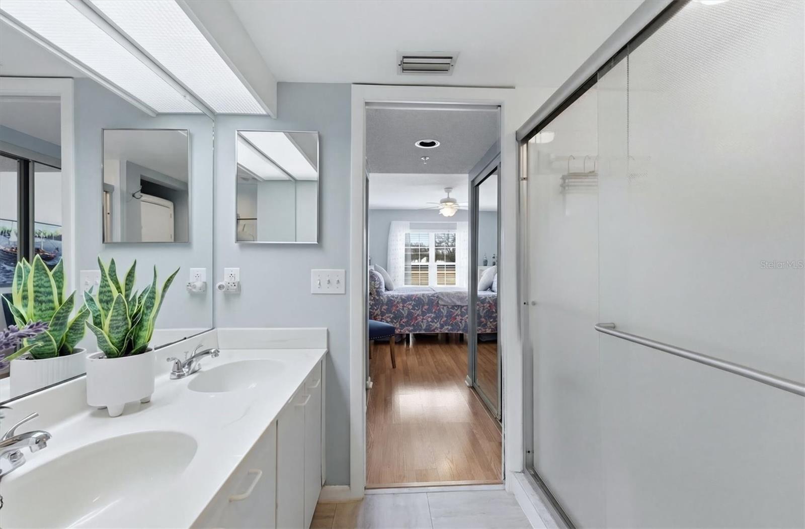 Image 19 of 55 For 813 Wexford Boulevard 813