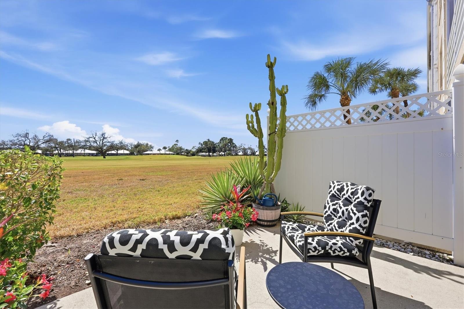 Image 23 of 55 For 813 Wexford Boulevard 813