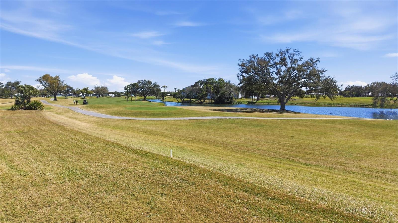 Image 27 of 55 For 813 Wexford Boulevard 813