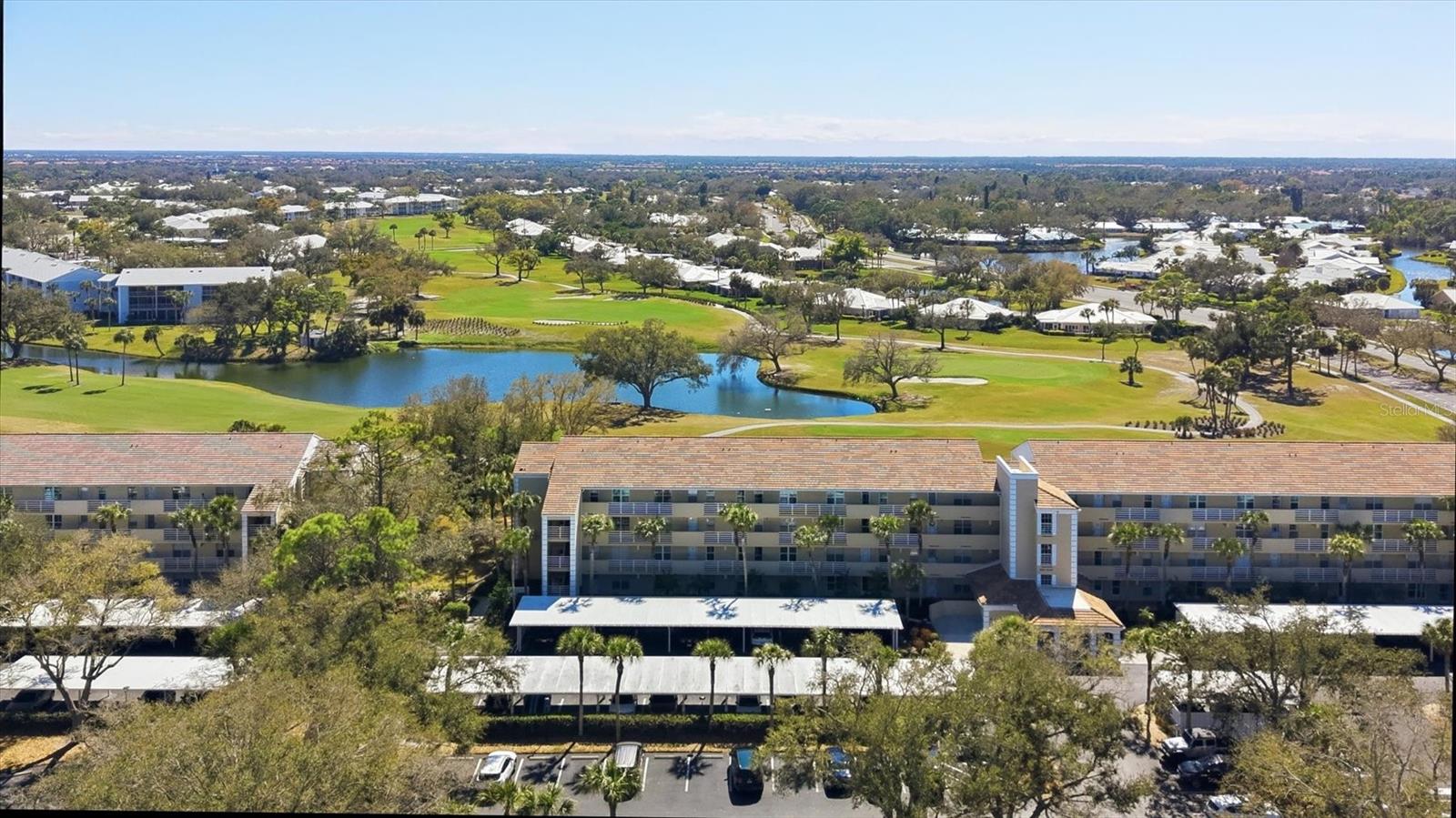 Image 30 of 55 For 813 Wexford Boulevard 813