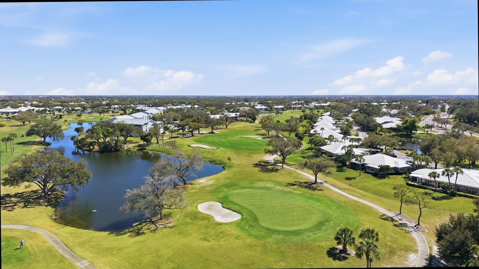 Image 40 of 55 For 813 Wexford Boulevard 813