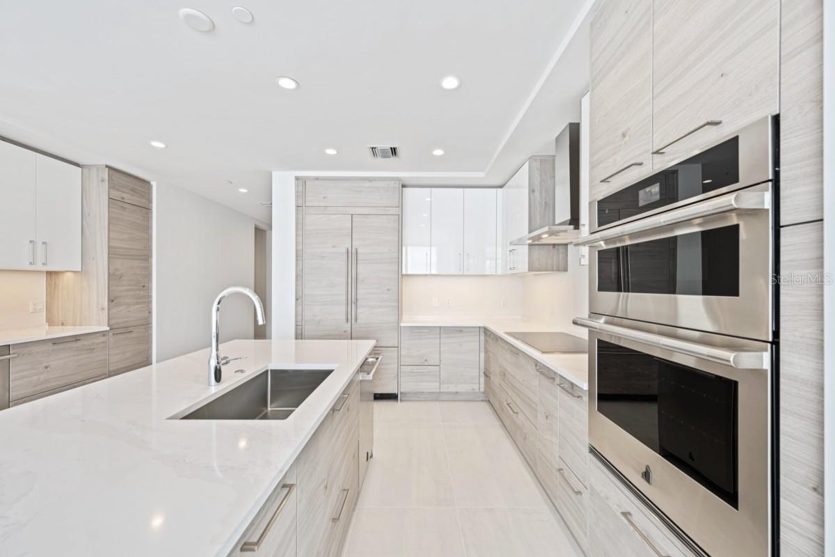 Image 12 of 37 For 301 1st Street S 1704