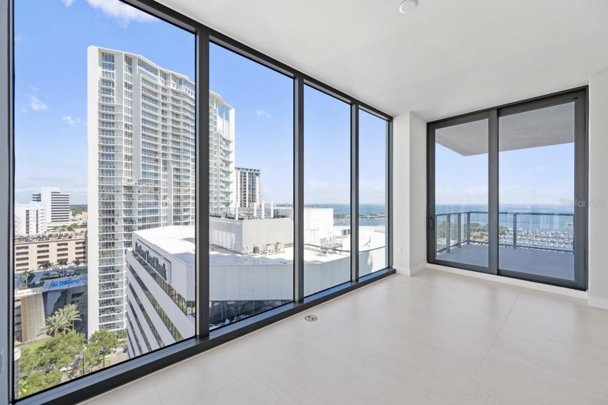 Image 22 of 37 For 301 1st Street S 1704