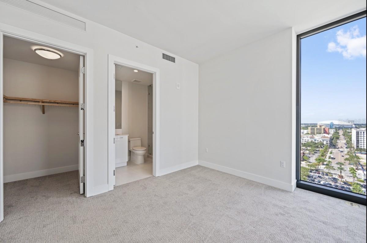 Image 28 of 37 For 301 1st Street S 1704