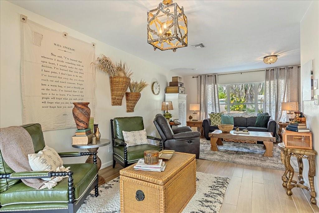 Image 11 of 50 For 3018 Browning Street