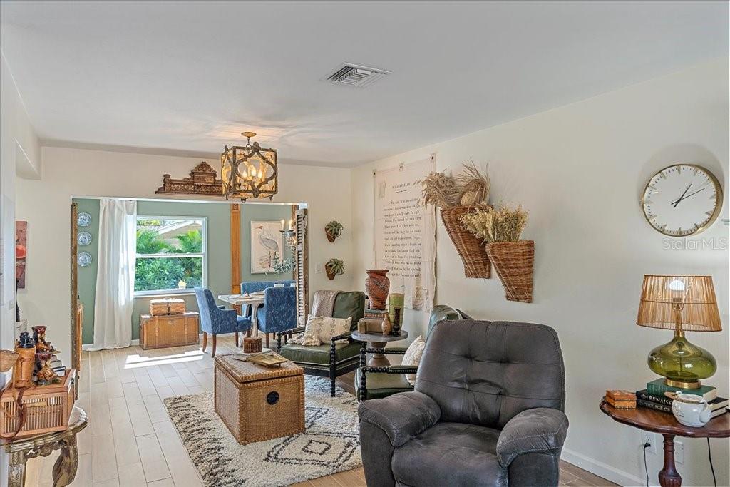 Image 12 of 50 For 3018 Browning Street