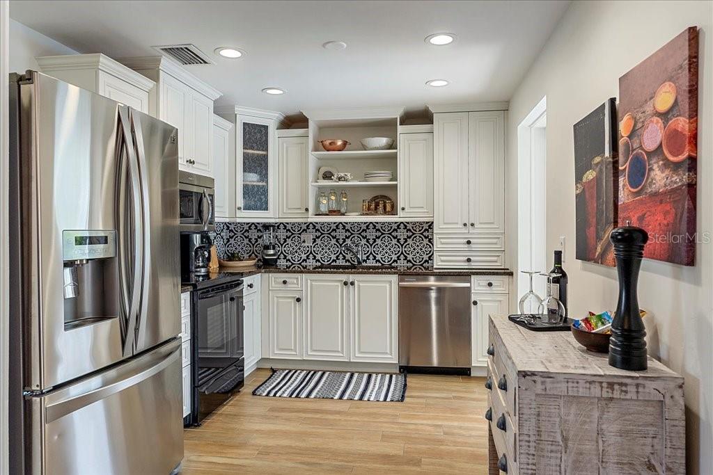 Image 15 of 50 For 3018 Browning Street