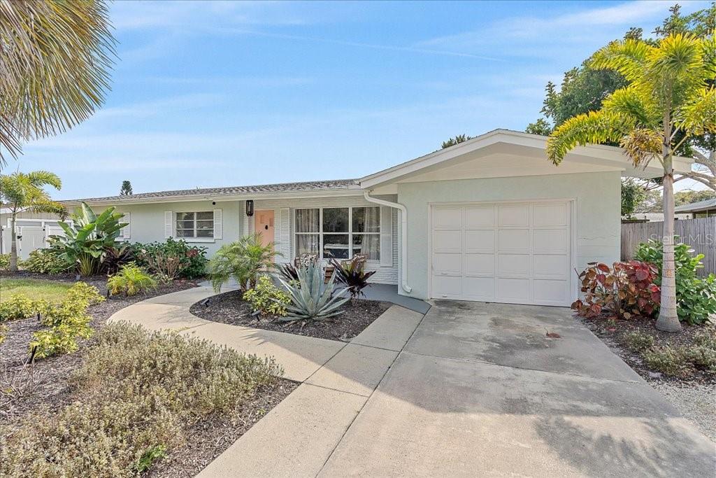 Image 2 of 50 For 3018 Browning Street