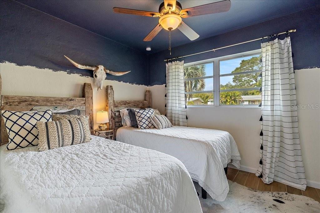 Image 47 of 50 For 3018 Browning Street