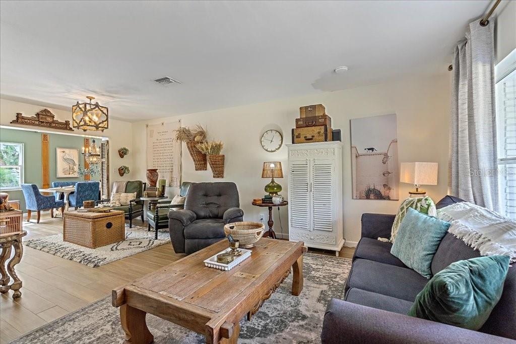 Image 8 of 50 For 3018 Browning Street