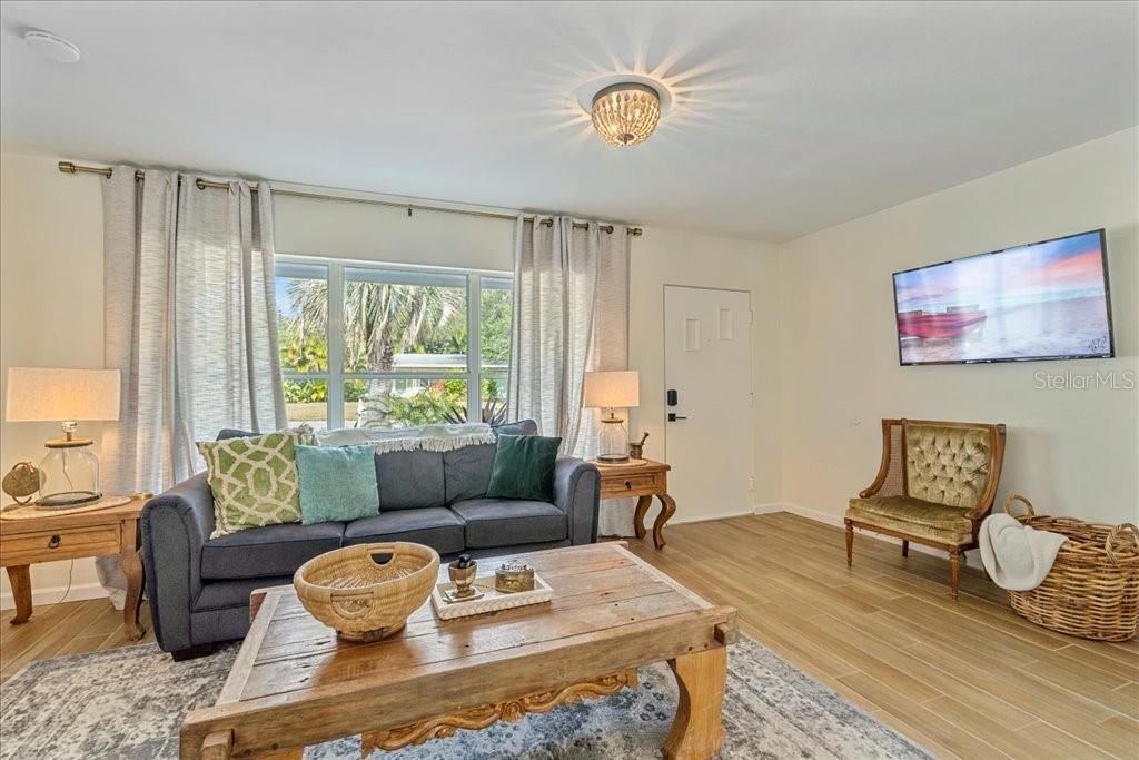 Image 9 of 50 For 3018 Browning Street