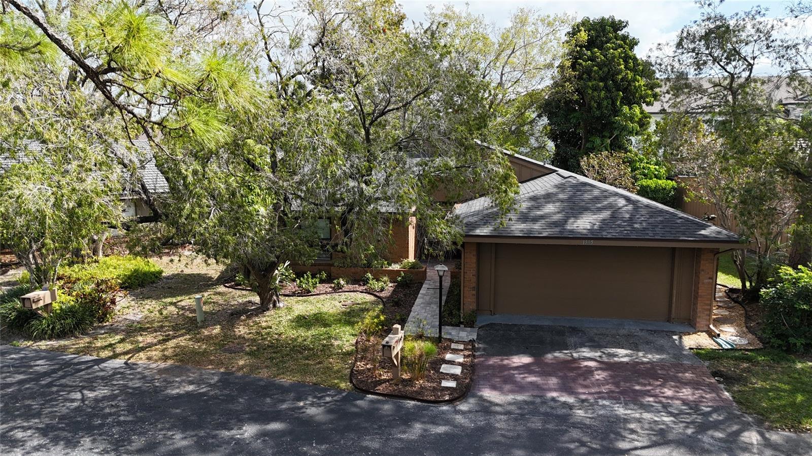 Image 35 of 38 For 1305 Water Oak Way N