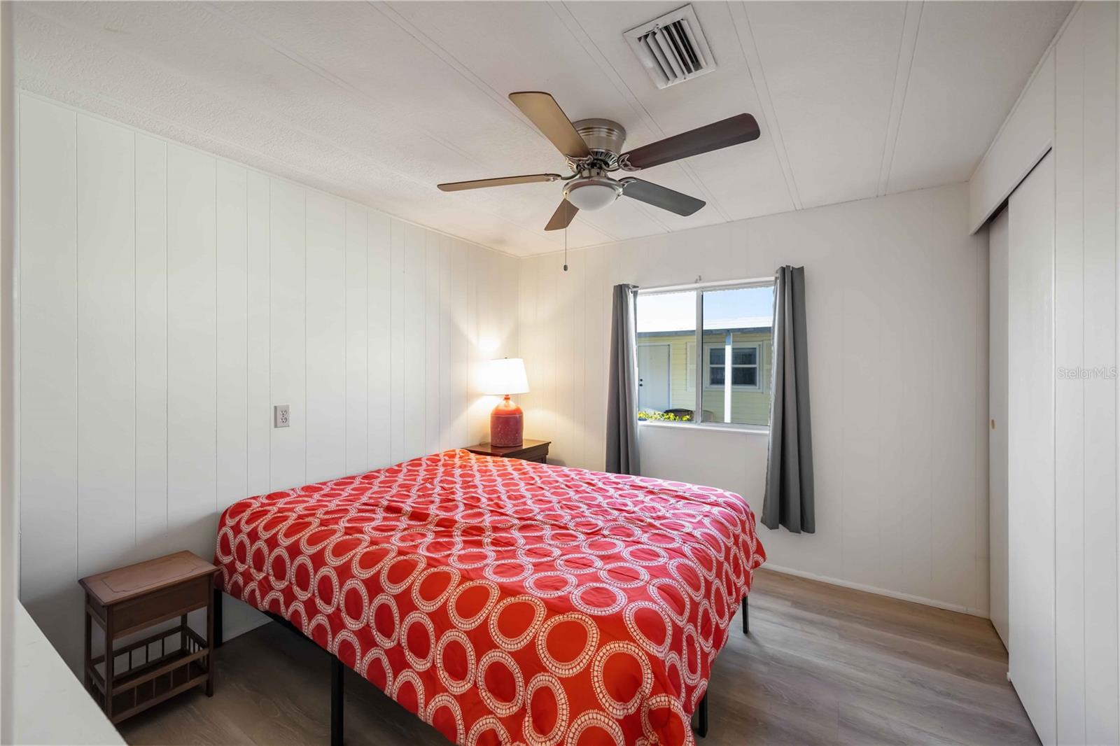 Image 14 of 32 For 10303 Burnt Store Road 14