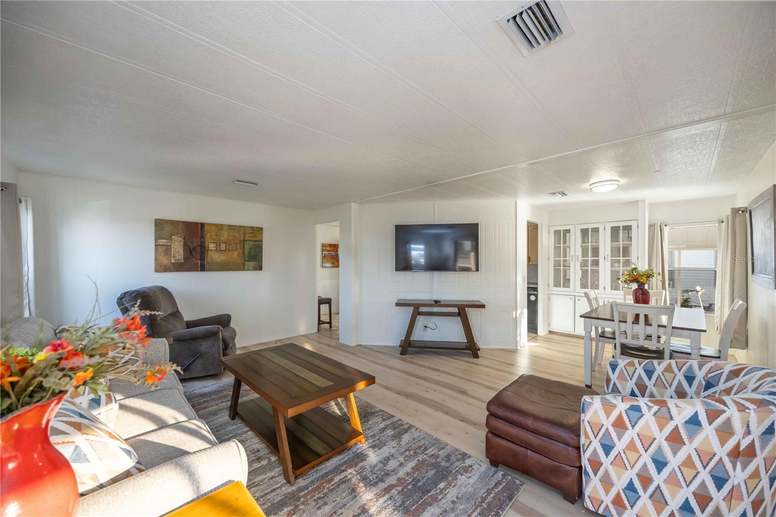 Image 5 of 32 For 10303 Burnt Store Road 14