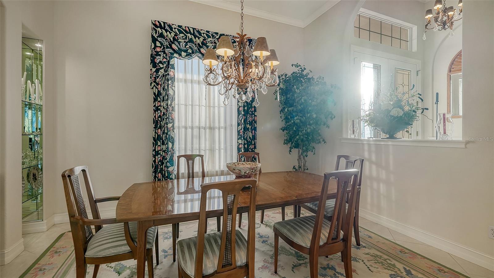 Image 24 of 91 For 480 Oriskany Court