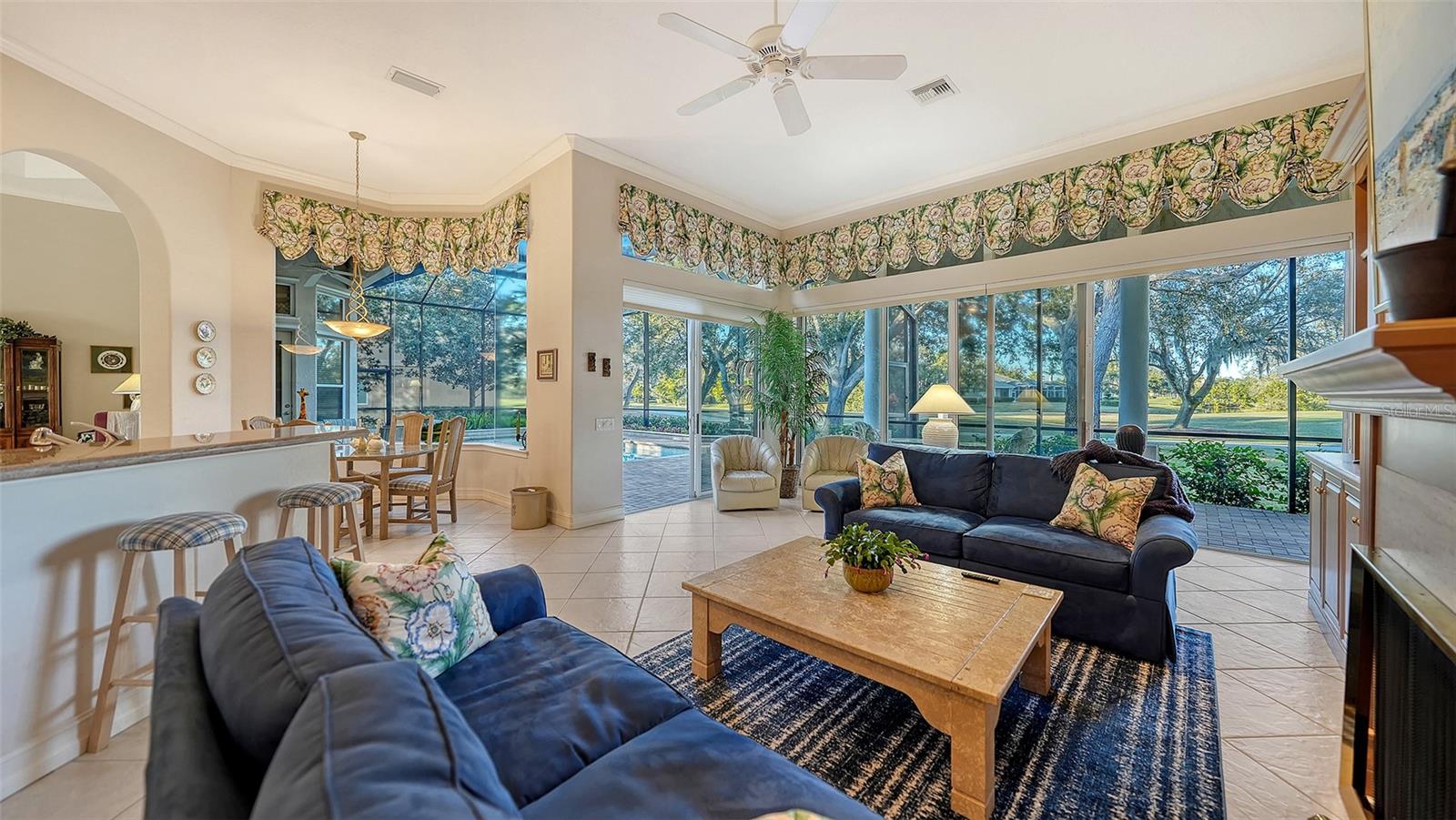 Image 33 of 91 For 480 Oriskany Court