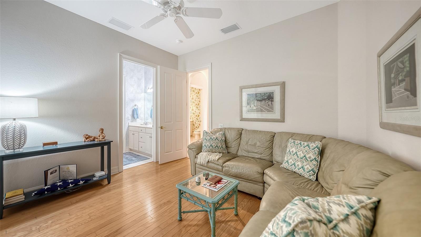 Image 53 of 91 For 480 Oriskany Court