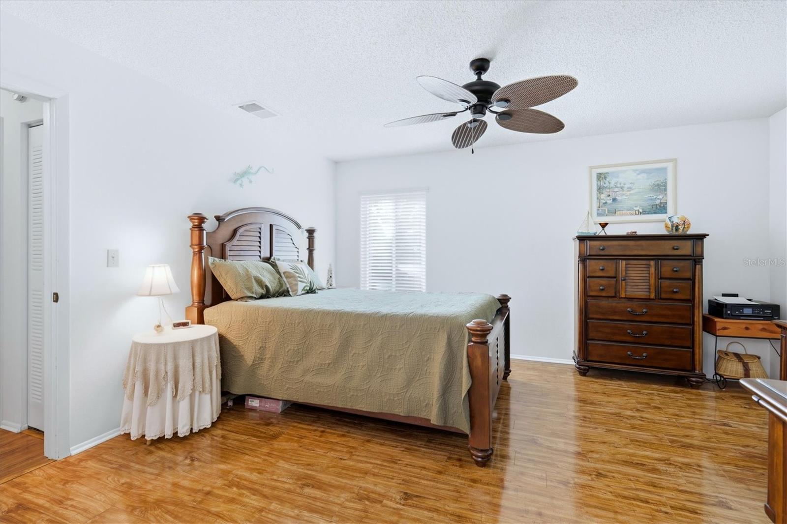 Image 17 of 32 For 3102 40th Street W