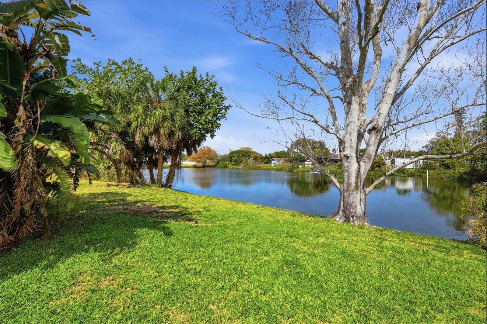 Image 3 of 32 For 3102 40th Street W