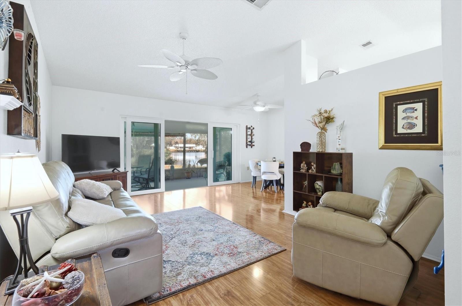 Image 6 of 32 For 3102 40th Street W