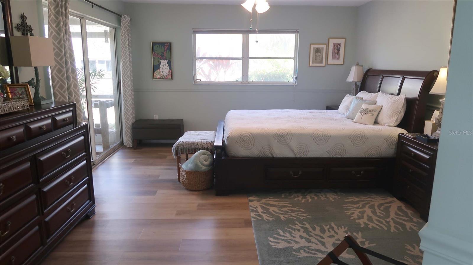 Image 15 of 25 For 5223 Villa Majorca Court 29