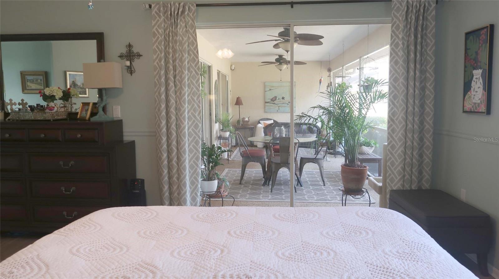 Image 16 of 25 For 5223 Villa Majorca Court 29