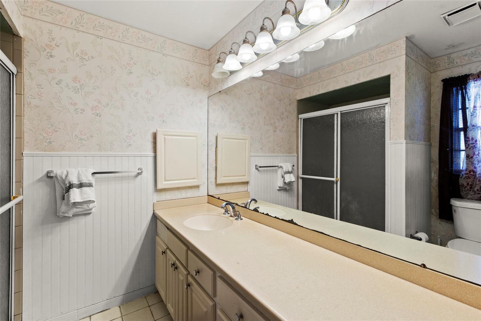 Image 10 of 25 For 2804 27th Ave Dr