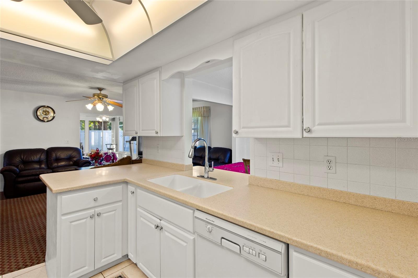 Image 4 of 25 For 2804 27th Ave Dr