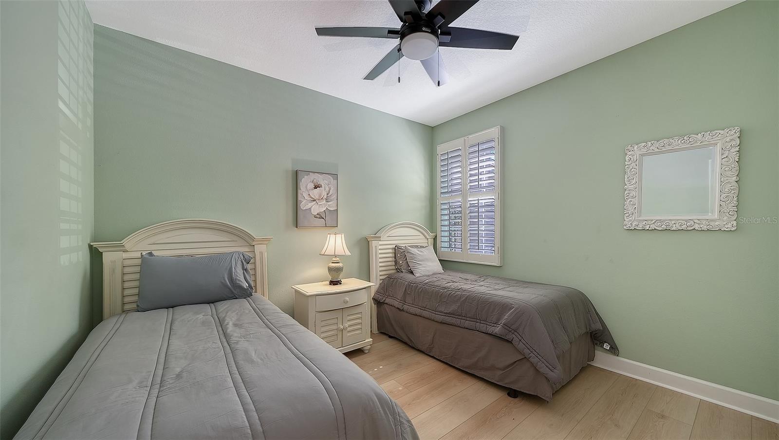 Image 16 of 32 For 5235 Parisienne Place 101b28