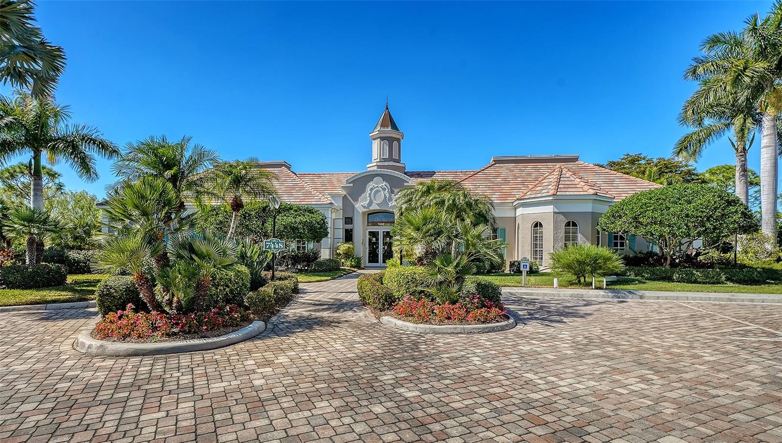 Image 26 of 32 For 5235 Parisienne Place 101b28