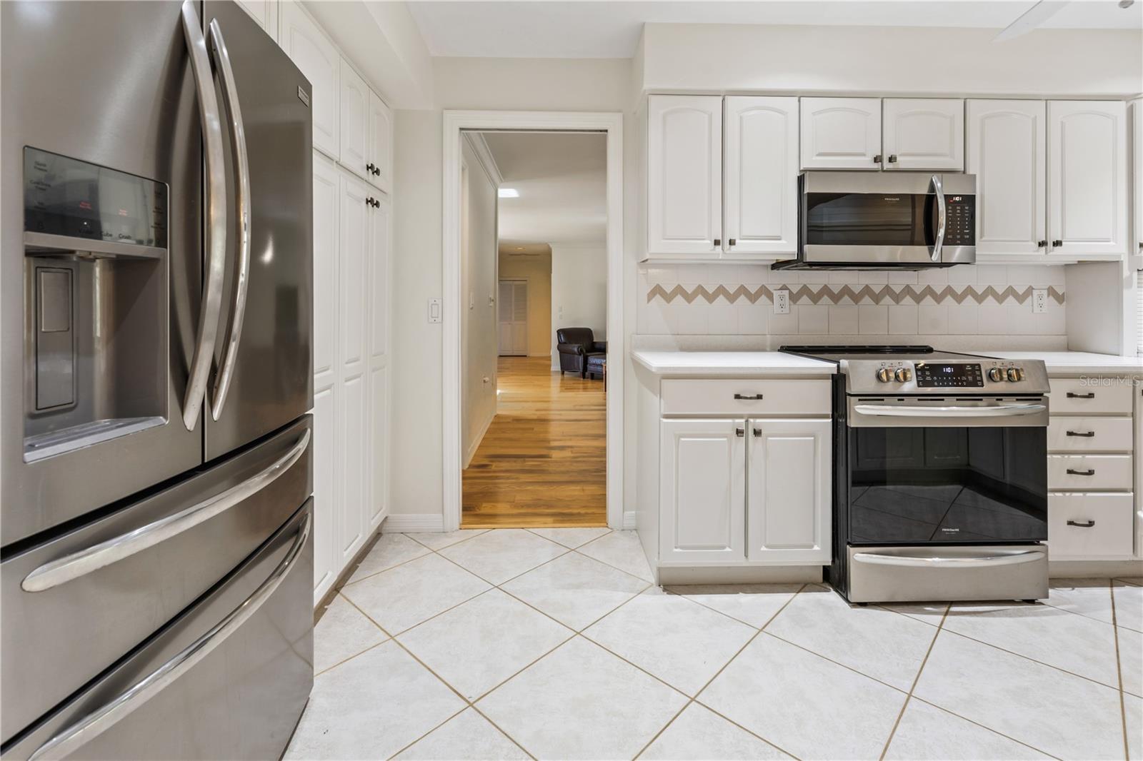 Image 11 of 52 For 4714 Elder Berry Drive