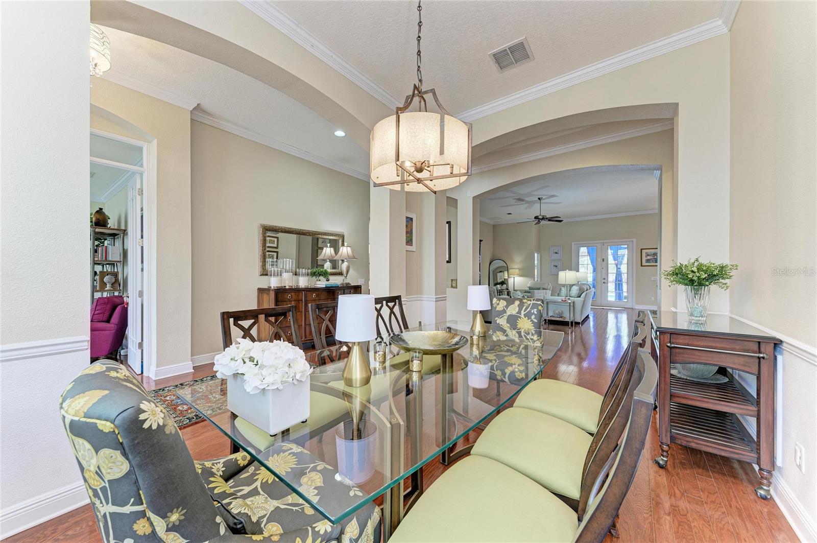 Image 14 of 75 For 302 Cockle Shell Loop