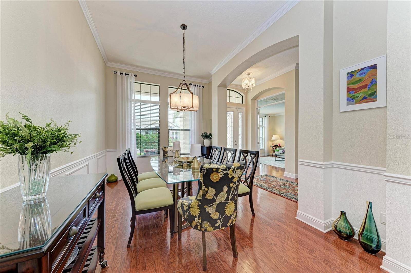 Image 15 of 75 For 302 Cockle Shell Loop