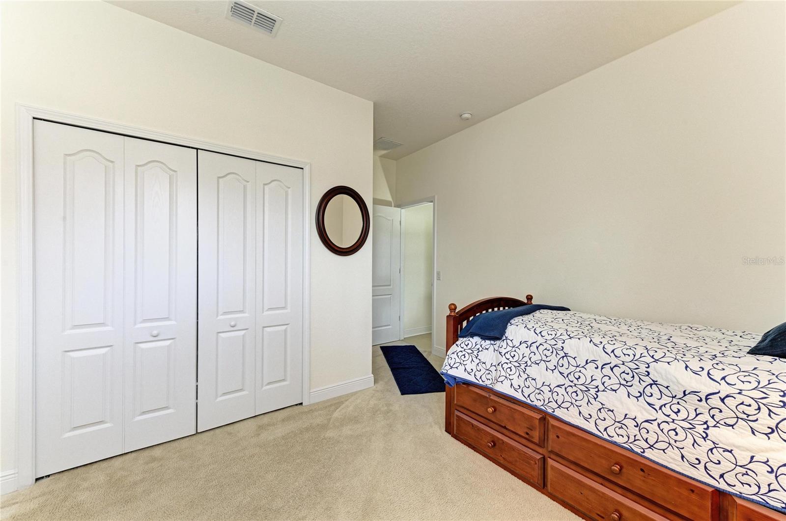 Image 47 of 75 For 302 Cockle Shell Loop