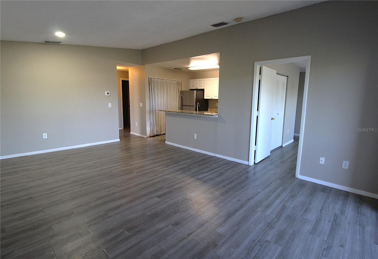 Image 4 of 24 For 8115 45th Court E 7