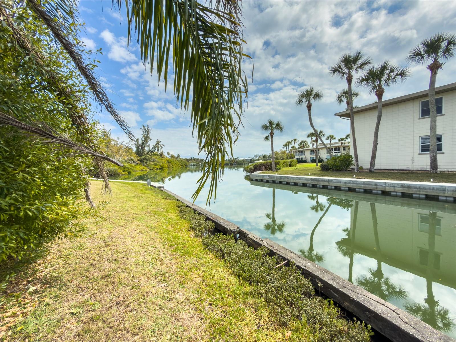 Image 16 of 41 For 6801 Longboat Drive S