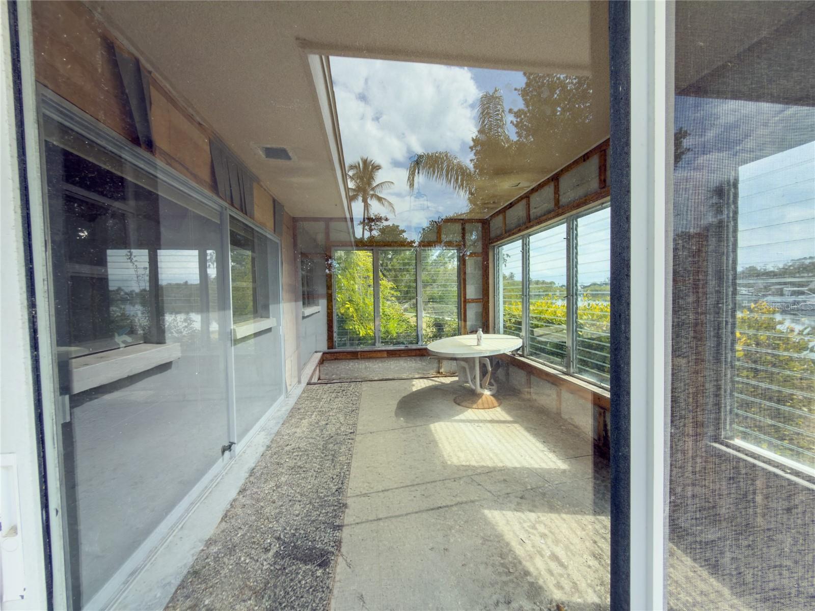 Image 33 of 41 For 6801 Longboat Drive S