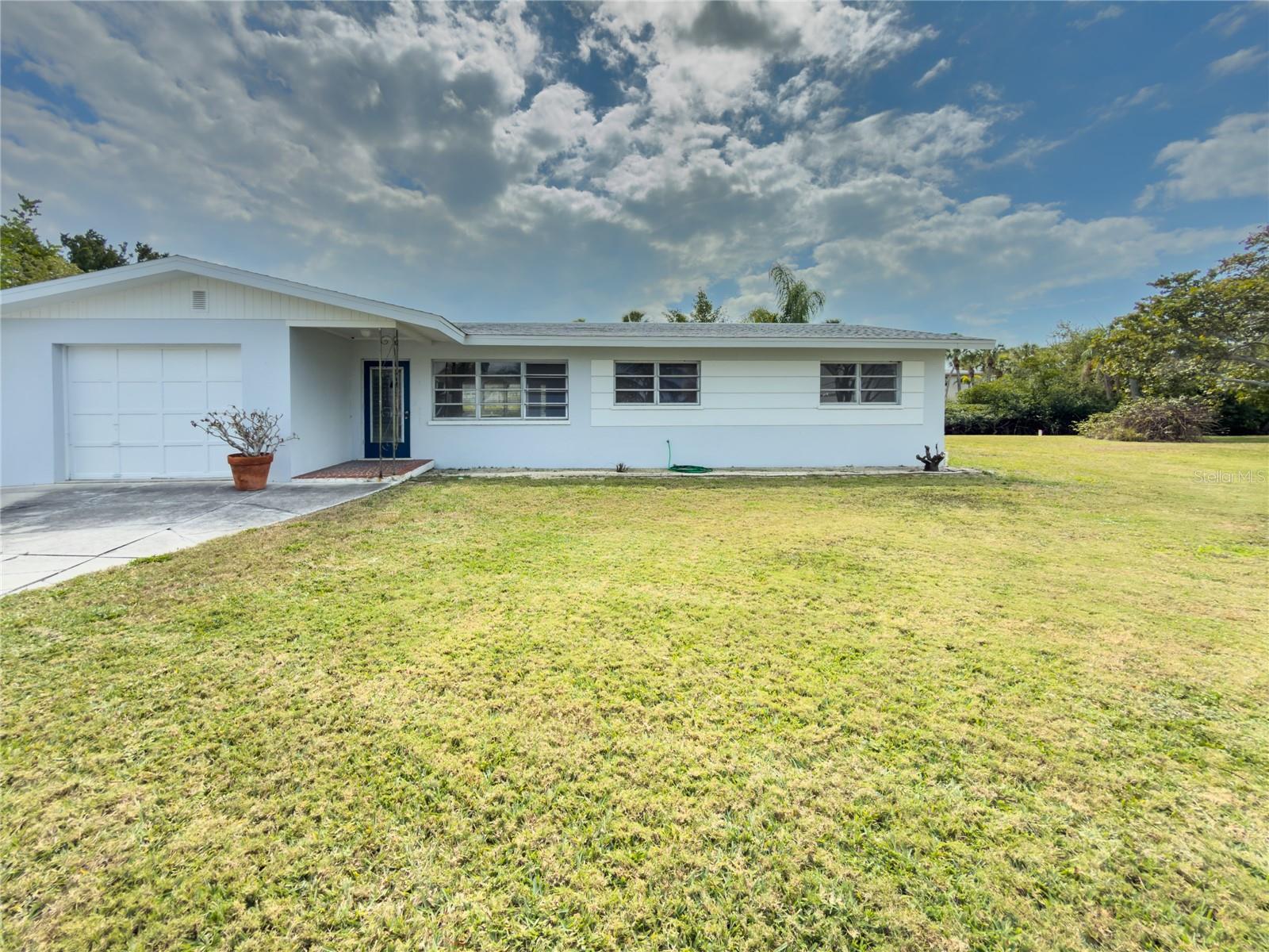 Image 34 of 41 For 6801 Longboat Drive S