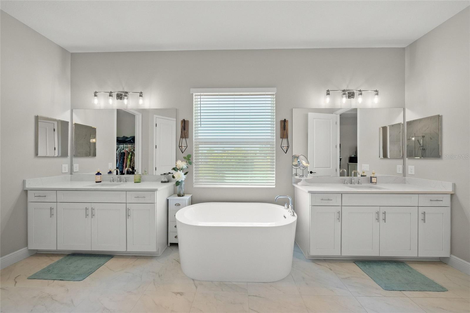 Image 24 of 69 For 10345 Canaveral Circle