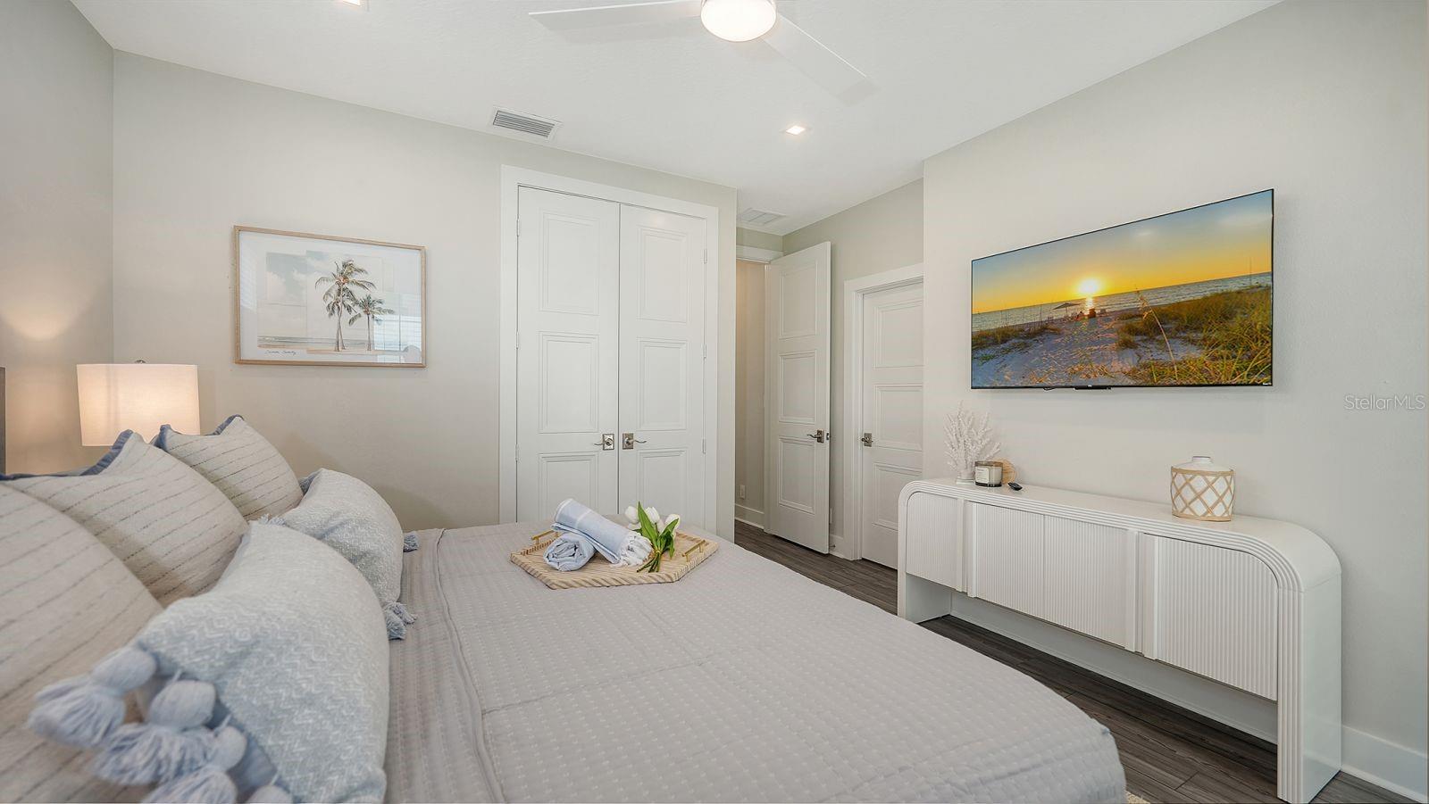 Image 24 of 37 For 12413 Gulf Breeze Terrace