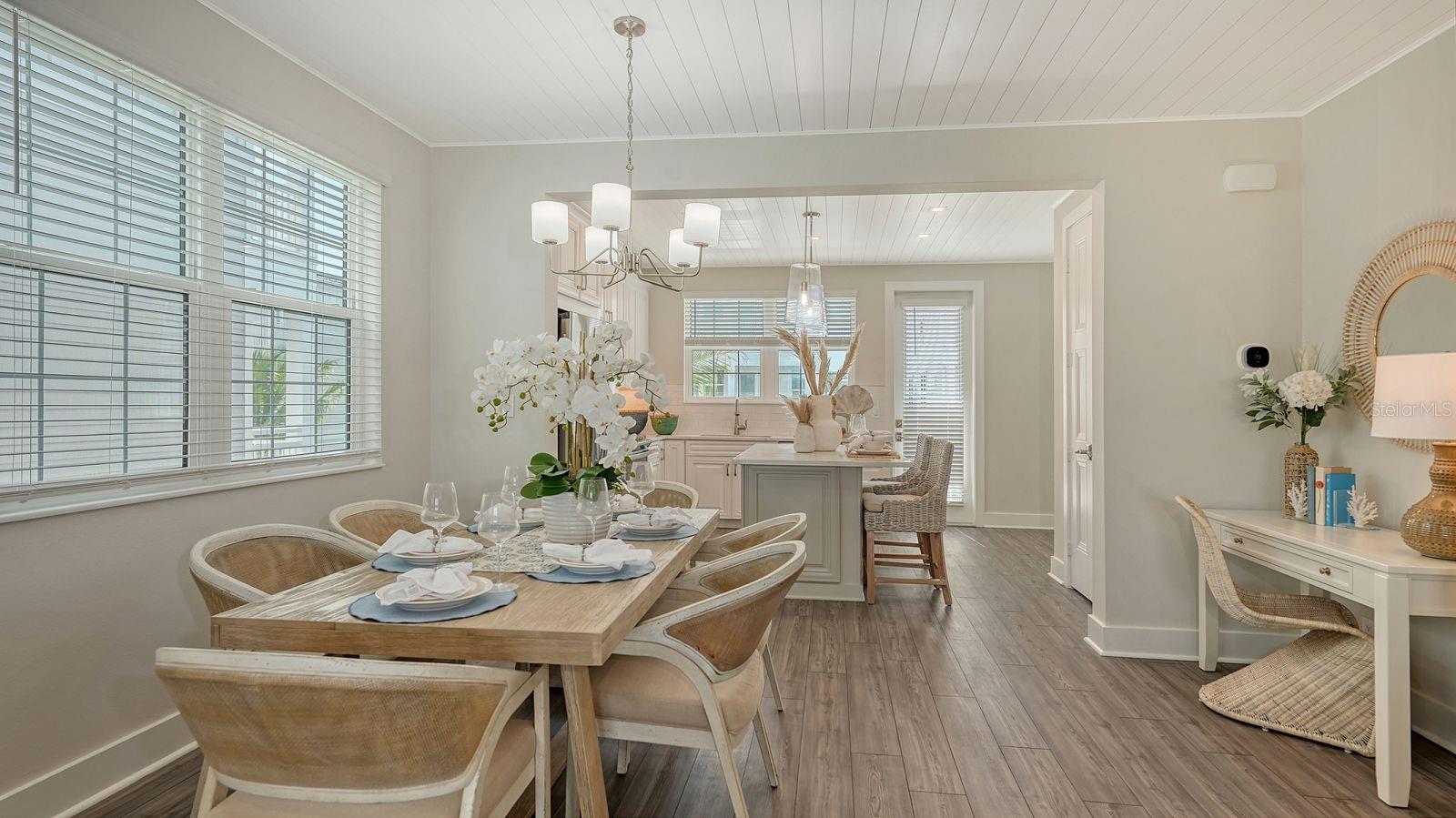 Image 7 of 37 For 12413 Gulf Breeze Terrace