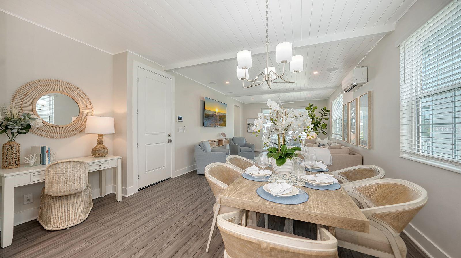 Image 9 of 37 For 12413 Gulf Breeze Terrace