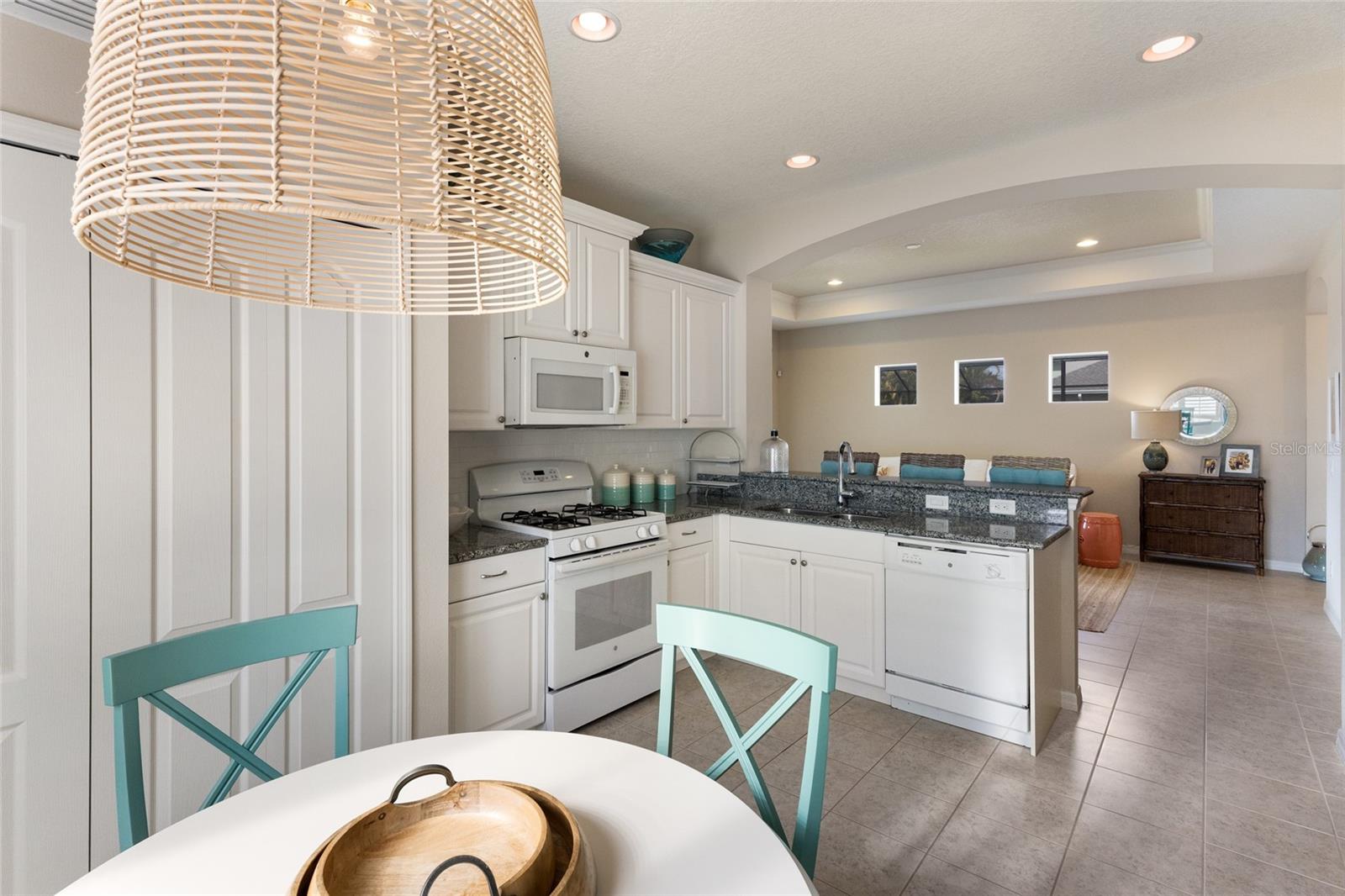 Image 15 of 52 For 4832 Central Park Boulevard