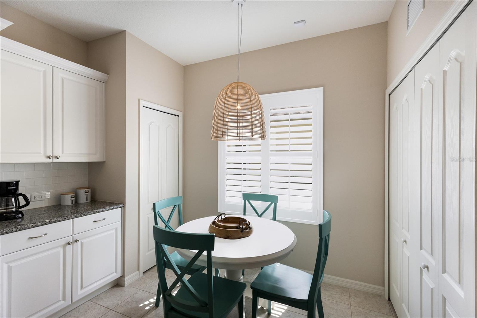 Image 16 of 52 For 4832 Central Park Boulevard