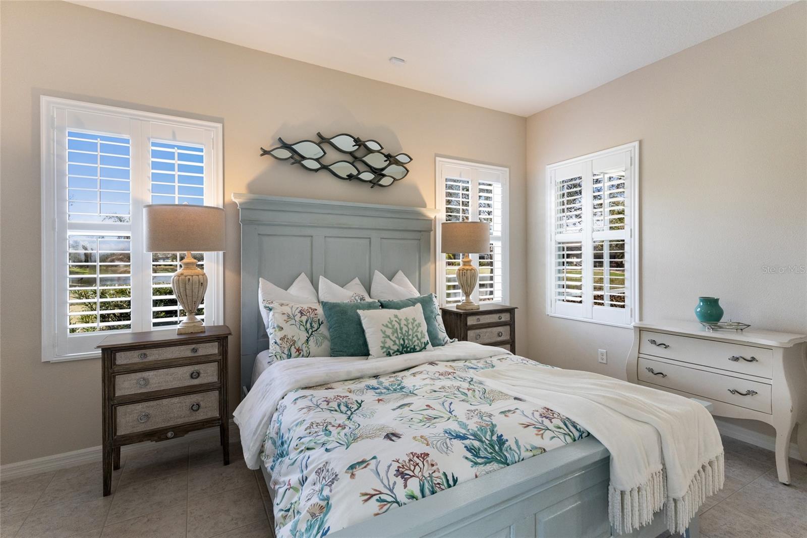 Image 23 of 52 For 4832 Central Park Boulevard