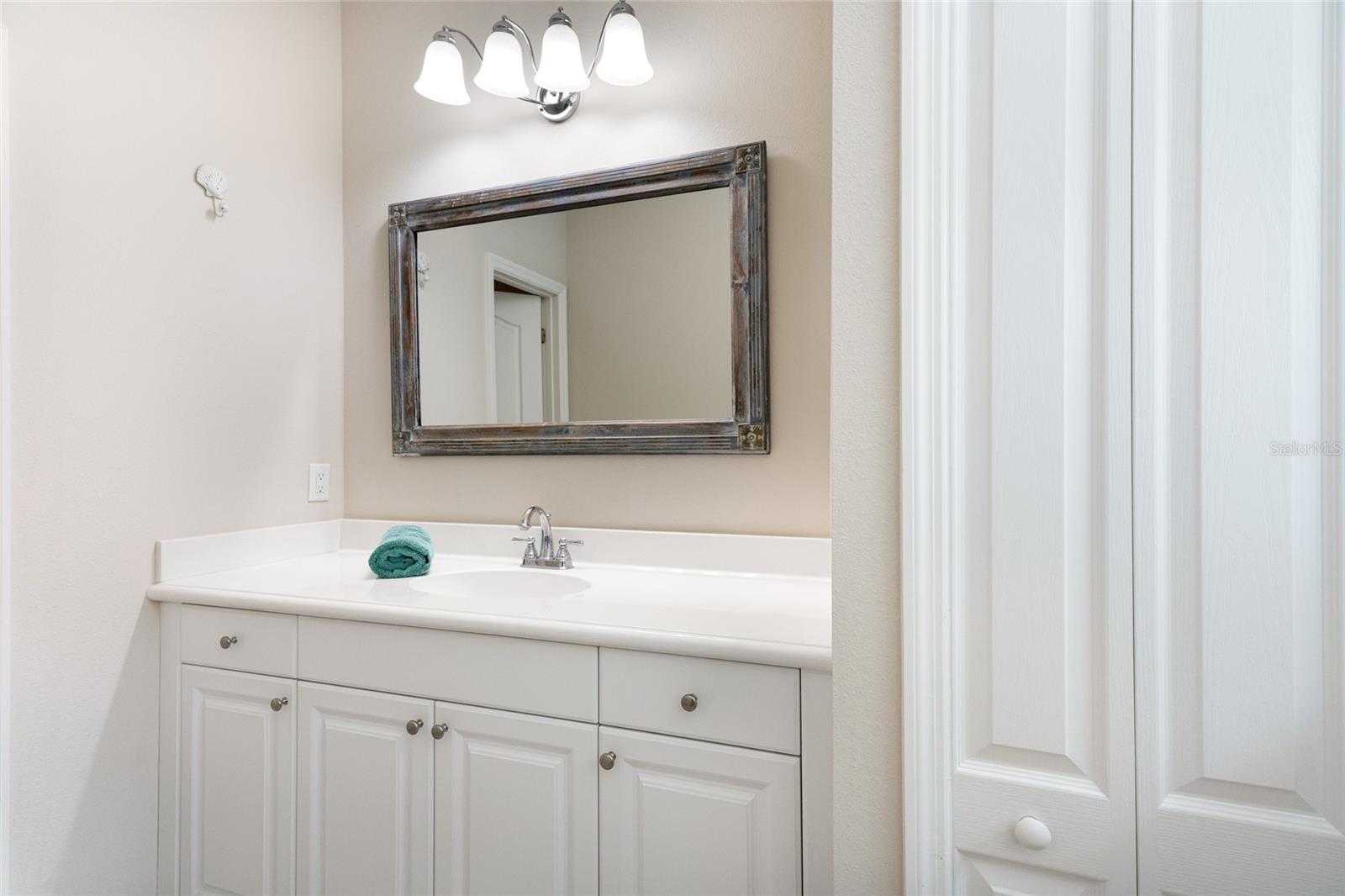 Image 26 of 52 For 4832 Central Park Boulevard